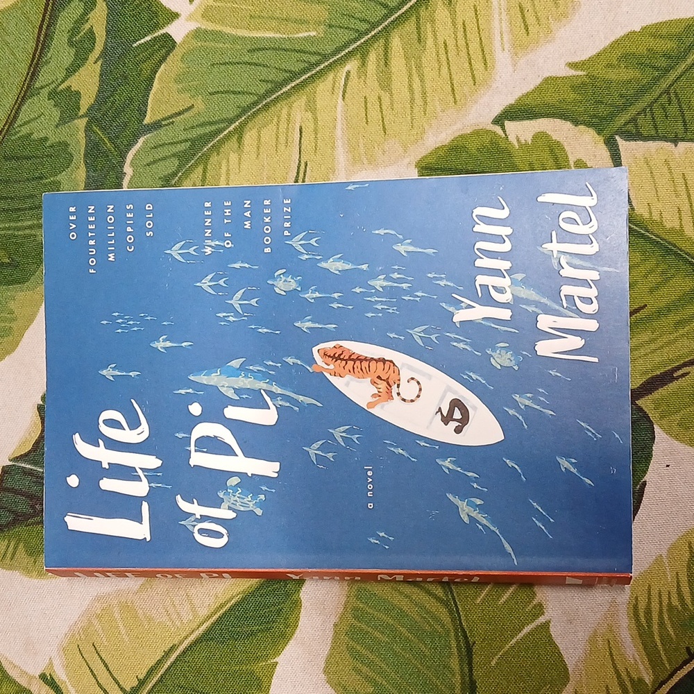 Life of Pi by Yann Martel, Paperback Book